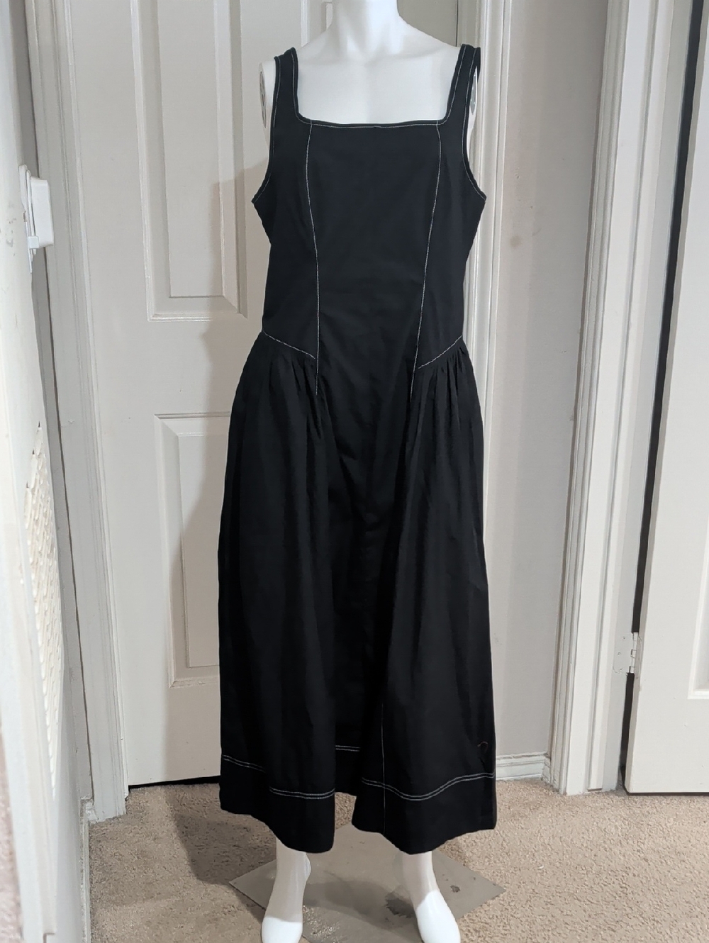 Black Square-Neck Midi Dress with Contrast Stitching.  XL ( 16-18 )